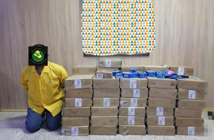 AEE81D4F 5B38 4DA8 B8EB 255207CCC95E