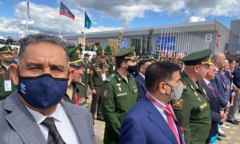 وزير الدفاع يترأس الوفد المشارك في المعرض التقني العسكري الدولي في موسكو 5 EEEDAA69 8960 4DD7 A446 376C027AF60C