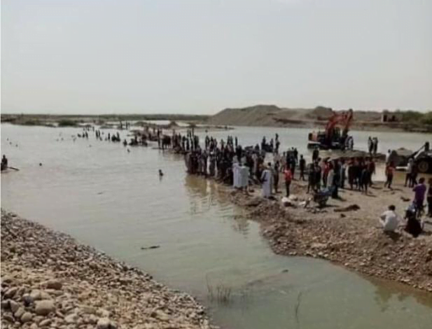 F1211D4A 1AE1 4CEA A4AB 02CD1E79ED21