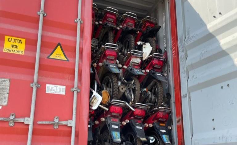 ام قصر .. ضبط 3 حاويات مخالفة لشروط الاستيراد 1 IMG 20210823 WA0032