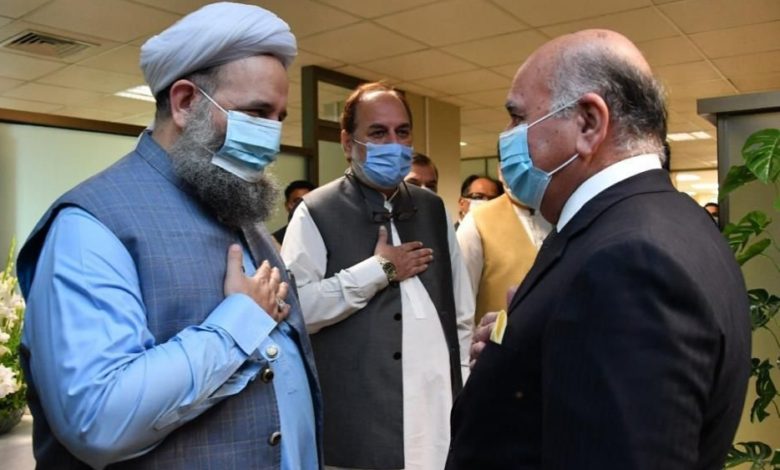 مباحثات عراقية باكستانية للتعاون في مجال السياحة الدينية وتيسير الدخول للزائرين 1 ٢٠٢١٠٨١٢ ١٠٢٢١٢