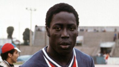 بعد غيبوبة 40 عاماً.. وفاة المدافع الفرنسي السابق آدم 5 1352857