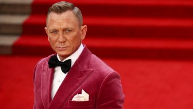 173 183046 critics opinion james bond movie 700x400