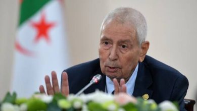 وفاة الرئيس الجزائري الأسبق عبد القادر بن صالح 2 614af4d34c59b75db608d0fe