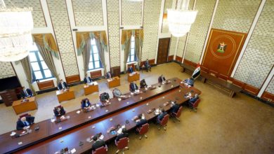 89E8122F DBBF 429A BC1F DB51647DFB3B