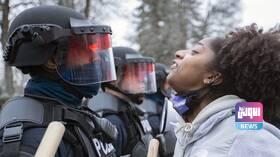 B746794A 7C4B 4584 9FF4 85E20665F83C