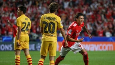 نونيز بنفيكا برشلونة e1632949136711 620x330 1