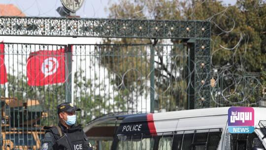 قوات الأمن التونسية تقتحم قناة الزيتونة وتحجز معداتها 1 615d6eac4236042a56079a22