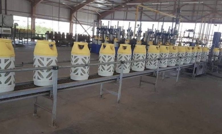 8D0903F7 BBF1 4EF0 8FCC 3AB215B74D25