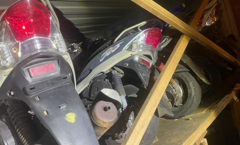 597C7BE7 2D59 4003 8586 0973192B0442