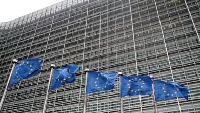 المفوضية الأوروبية تقترح تعليق الرحلات الجوية الآتية من دول جنوب القارة الإفريقية 3 61a0993042360409fc7006b0