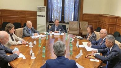 99E832AF E153 43DA 9589 0B4E52521ACE