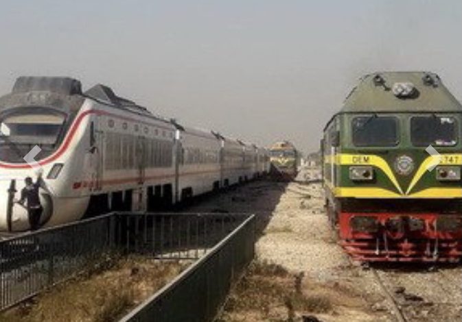 قطار يصطدم بسيارة قرب محطة وقود في بغداد 3 AB9B7D86 C7C1 4BB3 8557 8DAC0E8B680E