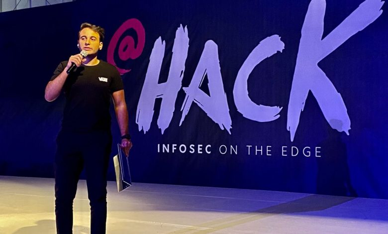 F2741DB2 FEB2 4E81 A384 8CAD1C7BBAB8