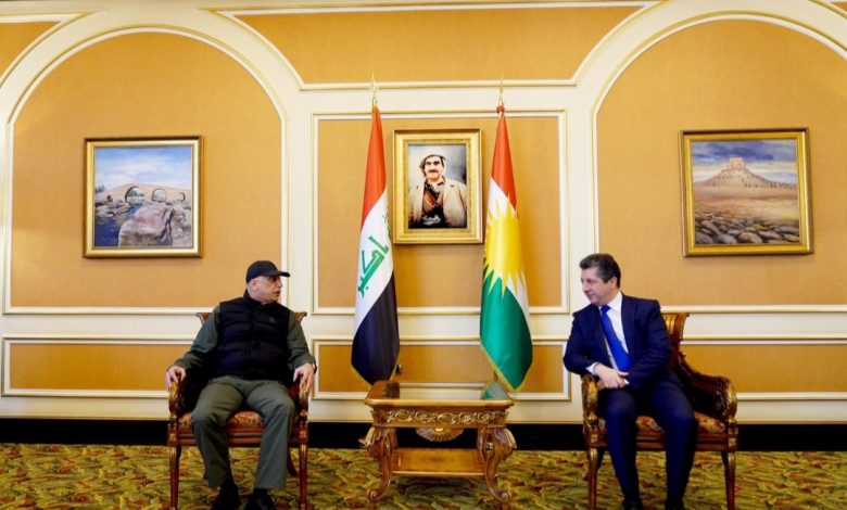 الكاظمي يشدد من مخمور على مراجعة الخطط الأمنية ومواجهة خطر داعش 1 IMG ٢٠٢١١٢٠٨ ١٠٤٧٥٨