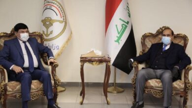 1AE0FB54 8F29 4DF4 9513 CD105B851182