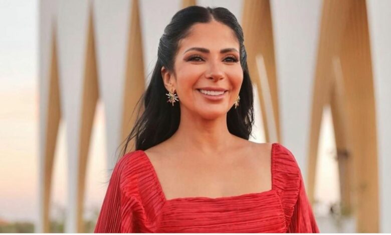 256DADFF A5AF 40E9 B96F F202972189A7