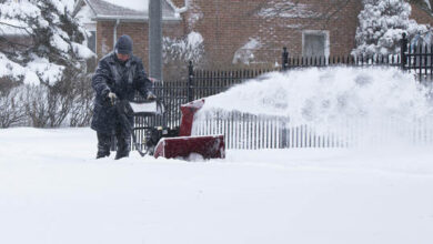 العواصف تلغي آلاف الرحلات الجوية في شرق الولايات المتحدة 6 61e656d342360415b24cada4