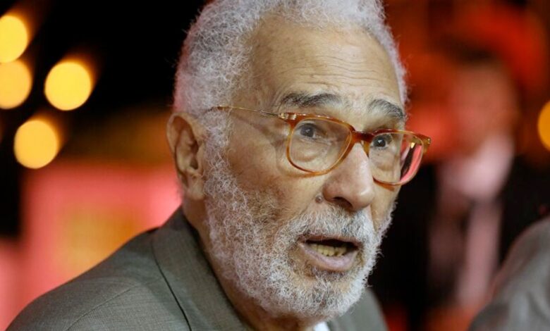 B7FFB6A2 2088 4A59 8637 F97699483A60