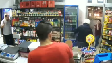 بعد انتشار فيديو لعملية سطو مسلح وإصابة المنفذ بالخطأ.. مصدر أمني أردني يكشف حقيقة مكان الواقعة 2 6208c6234236041a1721d23c