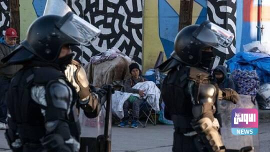 المكسيك: اشتباكات بين الشرطة والمهاجرين في مدينة تاباتشولا 1 6215e48a42360454985e8de1