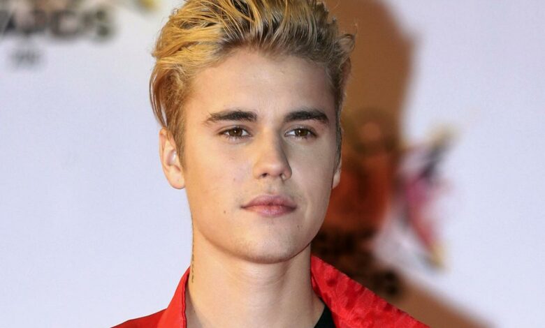 EC70599D 9E1B 49F2 8BF7 0754FDF258F0