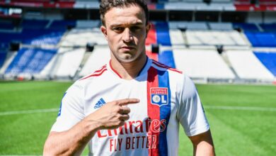 ليون يضم السويسري شاكيري من ليفربول لغاية 2024