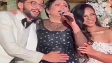 حقيقة حمل شيرين عبد الوهاب.. العريس وضع يده على بطنها (فيديو) 9 E5BB7BE0 B9B9 4AE5 96F0 81615C0D3C44