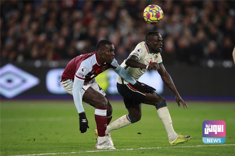 خلال مباراة الدوري الإنجليزي.. جماهير ليفربول تهاجم لاعب وست هام 1 large 2 1