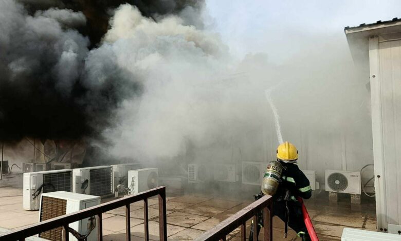 الدفاع المدني يخمد حريق مكتب بريد الجادرية 1 IMG 20220414 102300 027