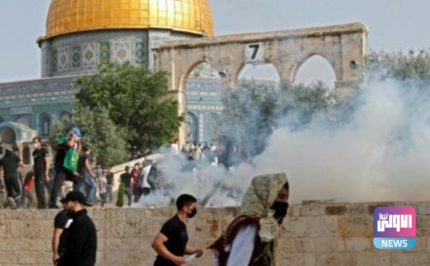 صدامات جديدة بباحة المسجد الأقصى في القدس الشرقية 1 upload 1650603995 2042214654