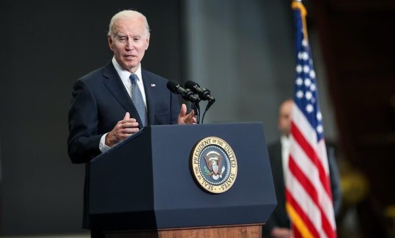 بايدن يوقع على قرار يجيز تسريع تزويد أوكرانيا بالأسلحة 1 B955CA1A 2505 48A9 A64F 664622775B0E