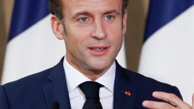 F00C20A3 98D4 49B6 8A64 24429A94DF58