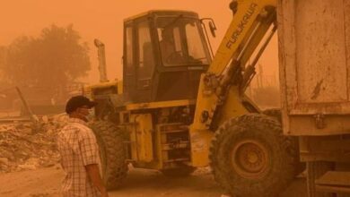 أمانة بغداد: استمرار حملات النظافة في جميع المناطق رغم العاصفة الترابية 2 IMG 20220523 174748 047