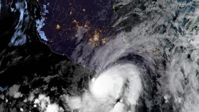 002DEB26 037F 470F 8818 93A30D682DD2