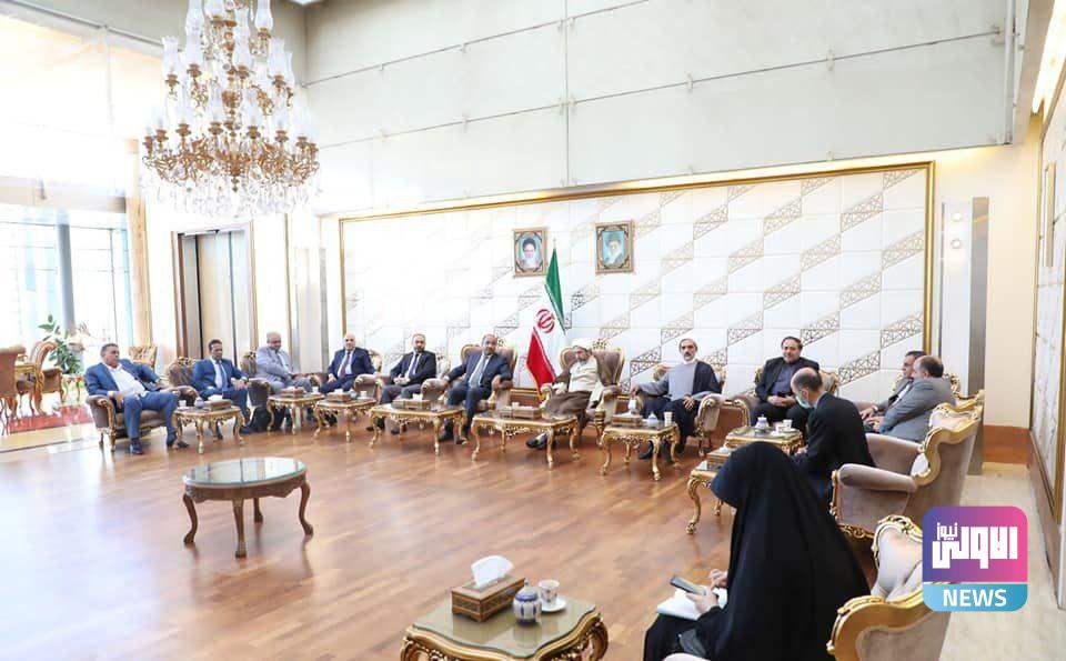 09CA13C2 C840 4926 ACA1 E0B7B6EF01D7