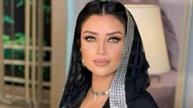 176 090202 radwa elsherbiny tia graduation 700x400