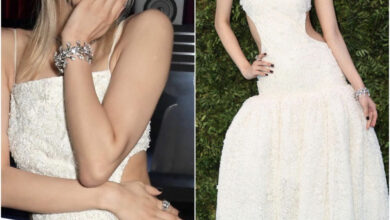 286F4B6D EEB8 4A7C A162 6D66640E25DF