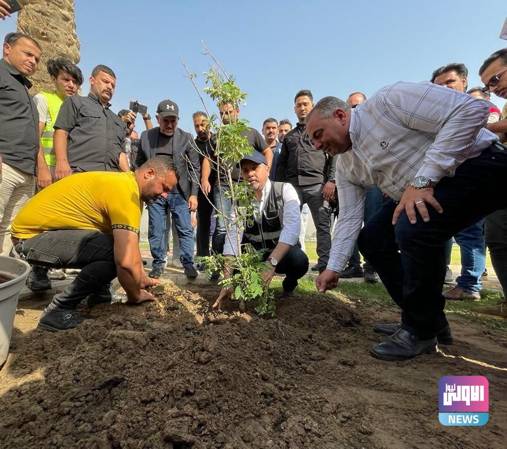 انطلاق اول حملة كبرى لمكافحة التصحر وزراعة الاشجار ببغداد (صور) 15 6A0CF1FE 66BF 4CE7 B851 922128075477