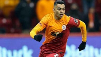 100 163308 mostafa mohamed four clubs money 700x400