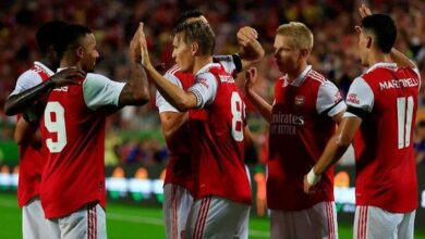 100 173930 arsenal black armband maria petri 700x400 1