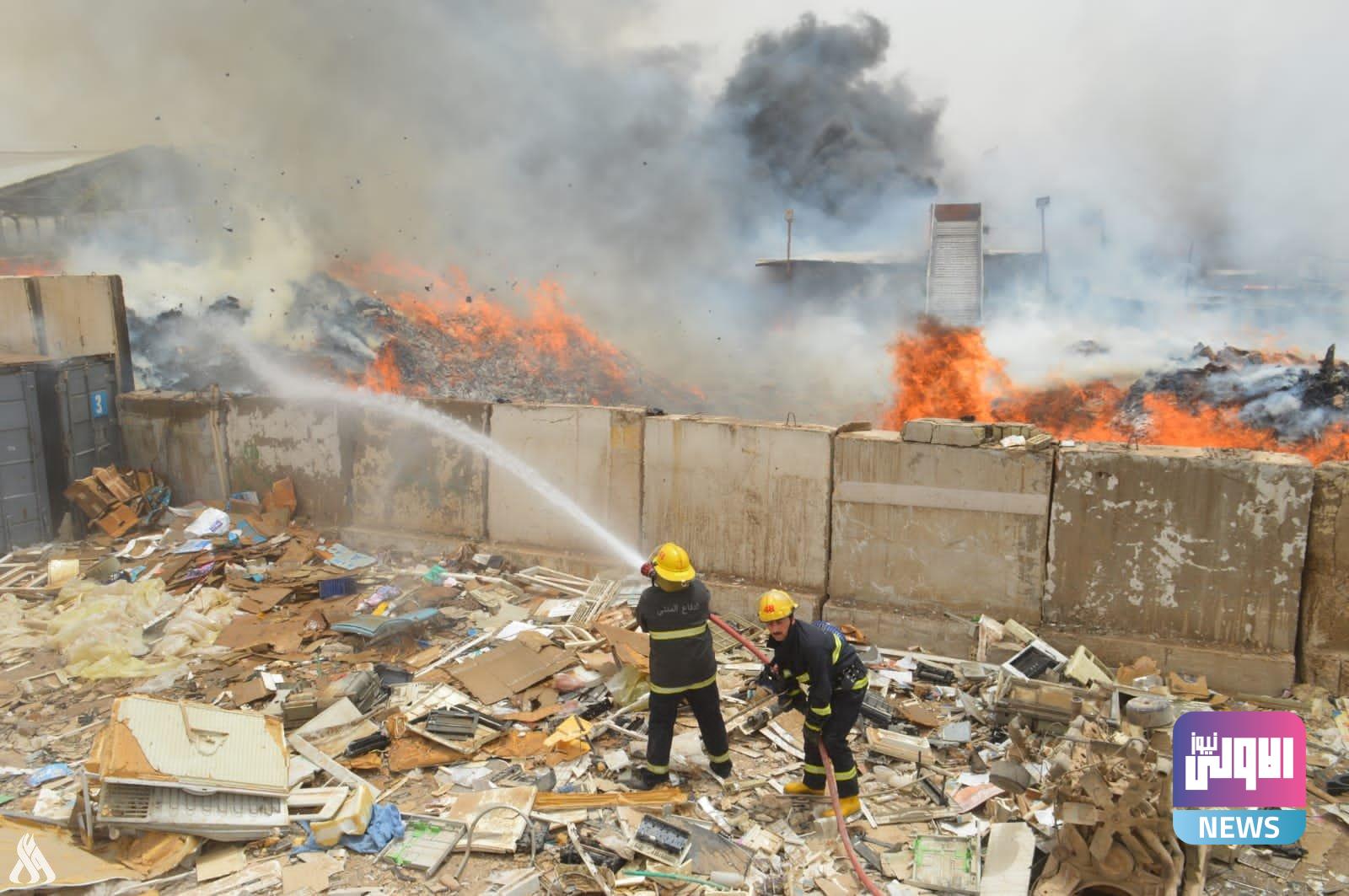 السيطرة على حريق اندلع داخل مكبس للورق شمال بغداد 1 14 5