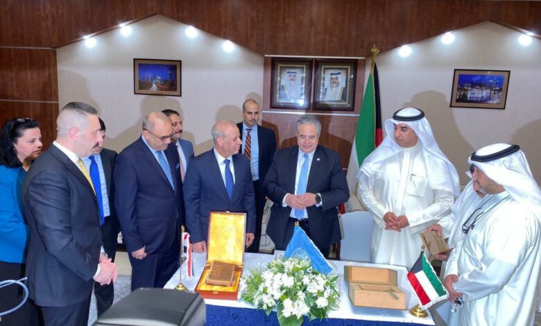 7A320F23 495D 4253 901C 061D0B671957