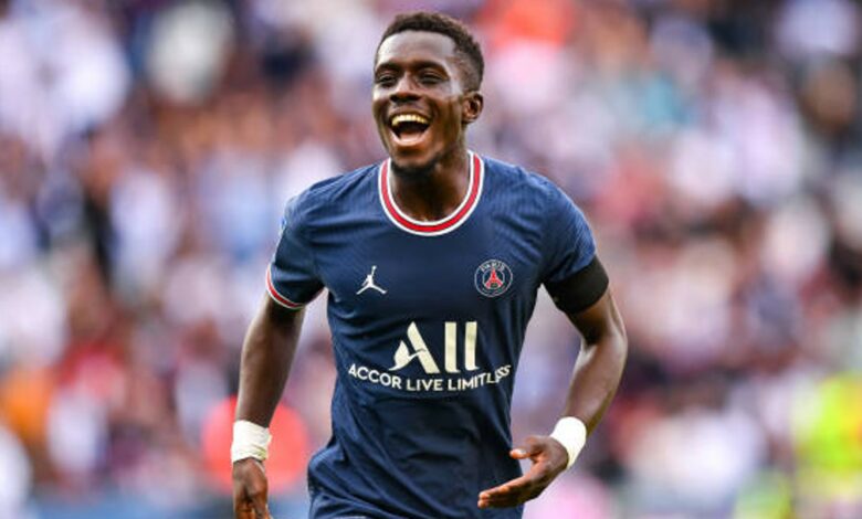 ba9577a1 idrissa gueye of senegal and psg team 1t8lhft8t14s0146vo09s2usys