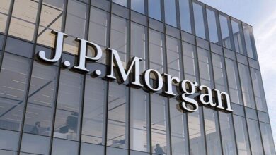 كييف تهدد بمقاضاة البنوك الغربية التي تمول شركات النفط الروسية 4 ٢٠٢٢٠٧١٦ ١٠٣٥٣٨