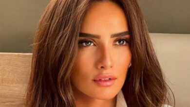 135 171940 zina promoting new series 700x400