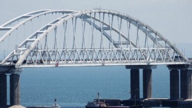 الكشف عن مفاوضات بين كييف و لندن لتدمير جسر القرم 5 E4B683D2 E8A2 4D04 9A07 82041422B608