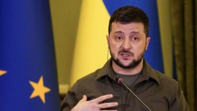 E61BD3CB FA8B 4640 81A3 D3D38367B504