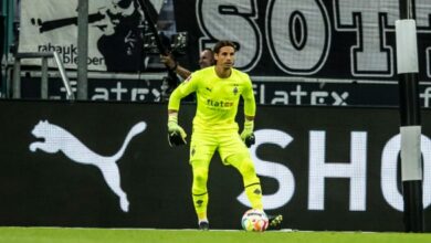 حارس مونشنجلادباخ يحقق رقم قياسي كبير