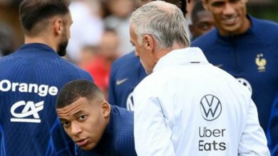 100 032447 france prepares world cup 2022 700x400